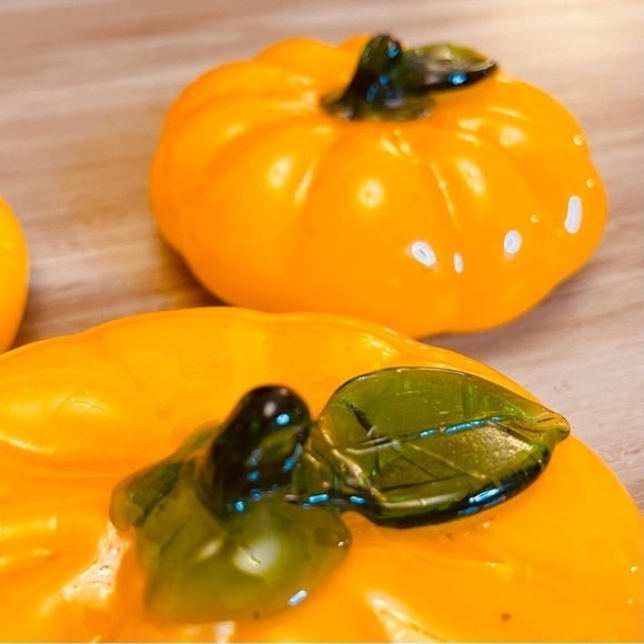 3 Orange 2” x 5” Art Glass Pumpkins Autumn Fall Decor Thanksgiving Paperweight - Picture 5 of 6